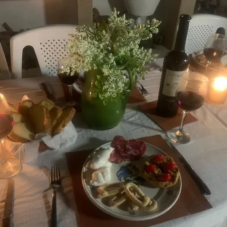 Trullo Dal Commendatore * 오스투니